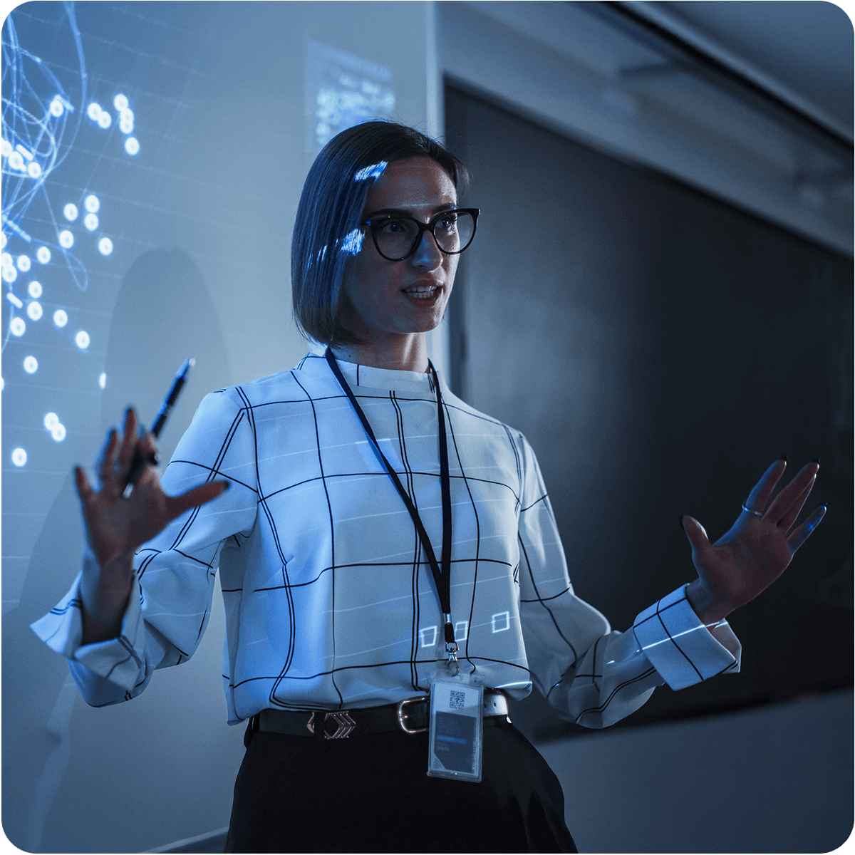 An expert presenting AI models and workflows, illustrating AI readiness and preparation for adopting AI services in business.