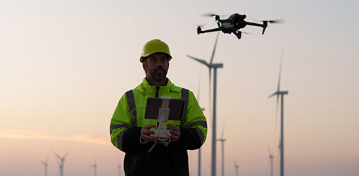 Mitta Group | compact case