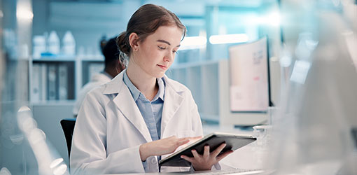 Pharmaca | compact case